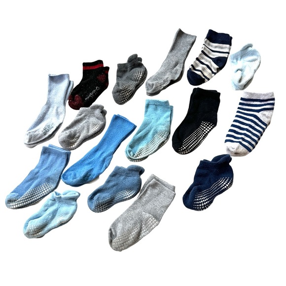 Other - ⭐️ 5 for $25 A Set of 16 Pairs of Toddler Socks Sizes 2 T - 4 T